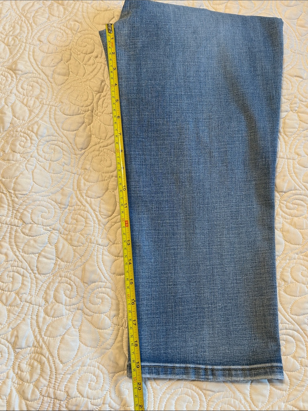 FDJ Suzanne High Rise Capri - Picture 5 of 8